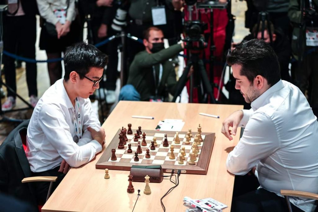 Nodirbek Abdusattorov vs Ian Nepomniachtchi in FIDE WORLD RAPID & BLITZ CHESS CHAMPIONSHIPS WARSAW 2021