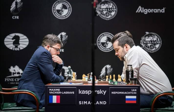 How does Chess Make Money? 3 AD 4nXeK7tPJG6C