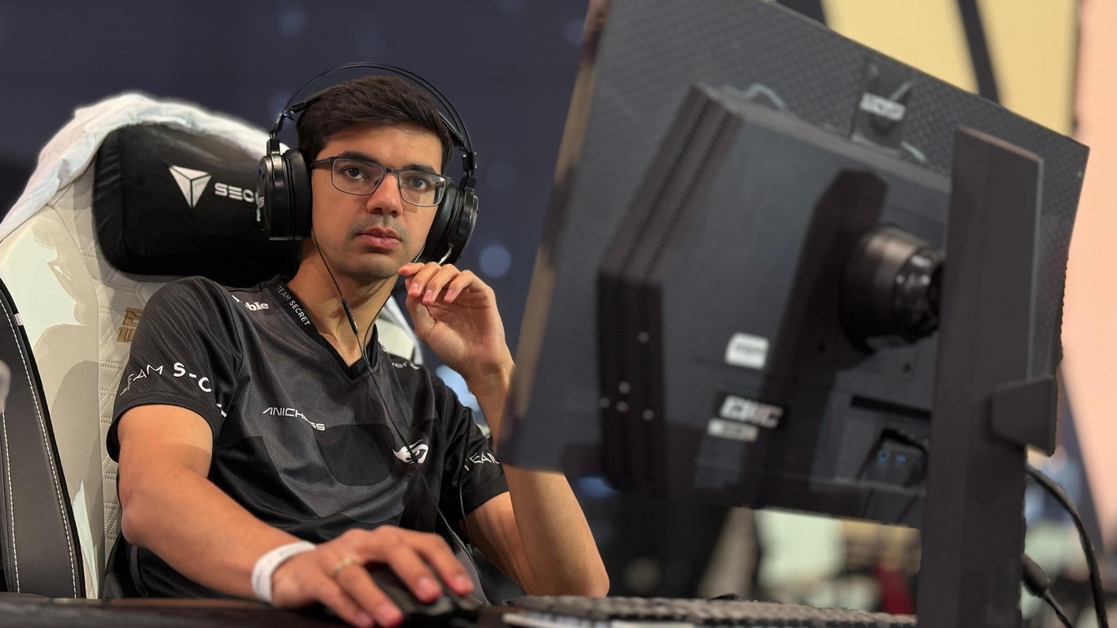 Magnus Carlsen Wins Esports World Cup Chess Title 2 AD 4nXfXK02BwW 2t4zA5OENa uMCUa77NkWo87OLI08C0Tc X Xwvjq w2Xp 5pIL2ekCbE7et SibPcoeWoCF V 4X wzcQDDn5XA43eP6