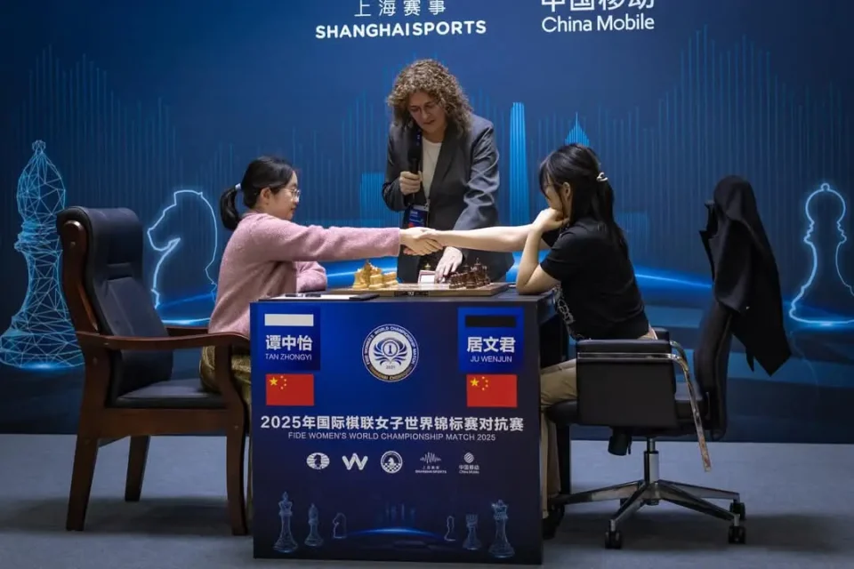 Tan-Zhongyi-Vs-Ju-Wenjun Day 4 Women’s Chess Championship